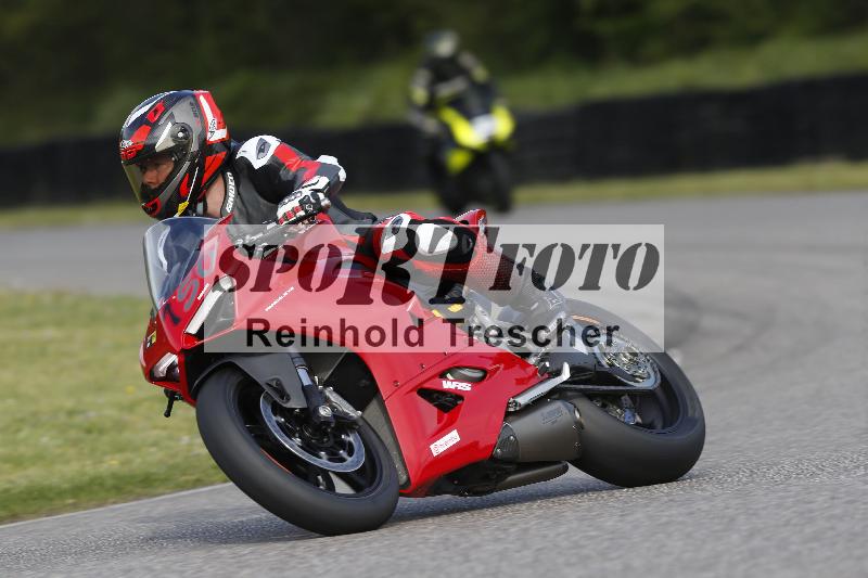 /Archiv-2025/08 20.04.2025 Speer Racing ADR/Gruppe gelb/150